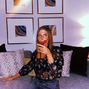 Meet your Posher, Madeline